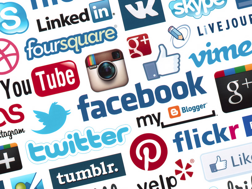 mạng xã hội thời kỳ đầu